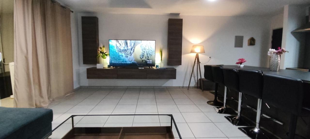 Elegant F3 A La Villa Stencer, Papeete, Calme Climatise Et Spacieux Papeete  Exteriér fotografie
